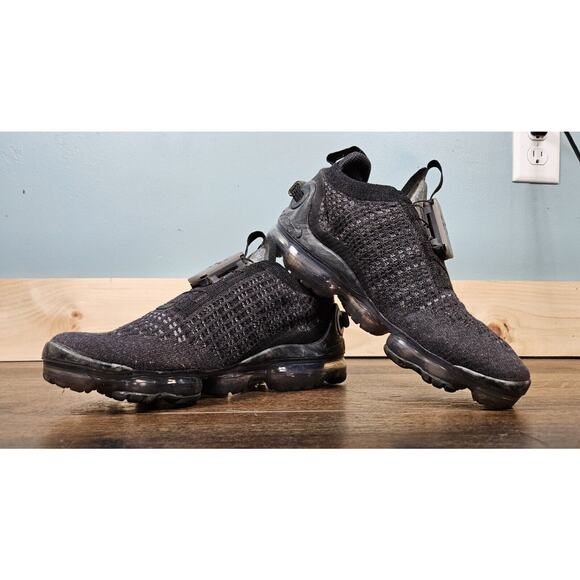 Nike Air‎ Vapormax Sz 6.5 2020 Flyknit FK TRIPLE BLACK DARK GREY - Picture 14 of 16